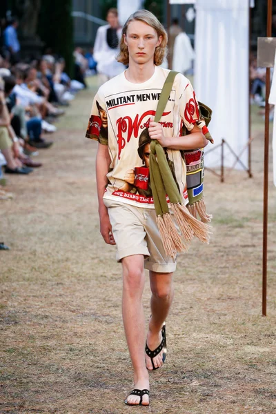 Look 20